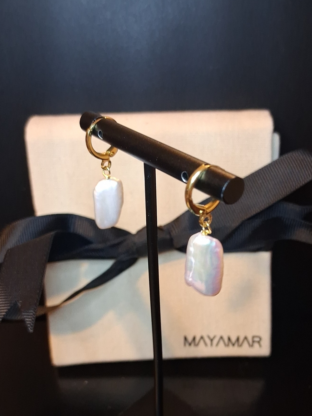 MAYAMAR Gold Pearl Earrings New With Mayamar Box And Pouch - Picture 3 of 4